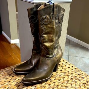 Steve Madden Silverado metallic bronze, cowboy boot